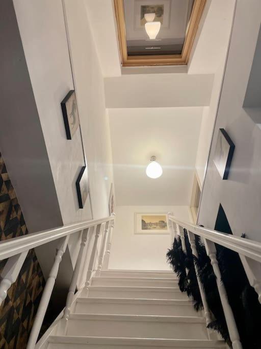 Casa In Inima Capitalei Villa Boekarest Buitenkant foto